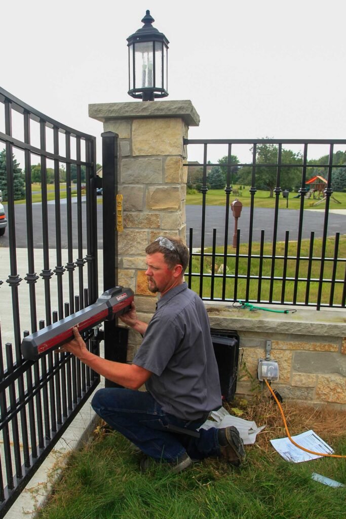 residential gate repair